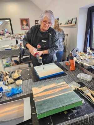 Artwey blog image - Artist Spotlight ~ Interview with Lyn Kirkland